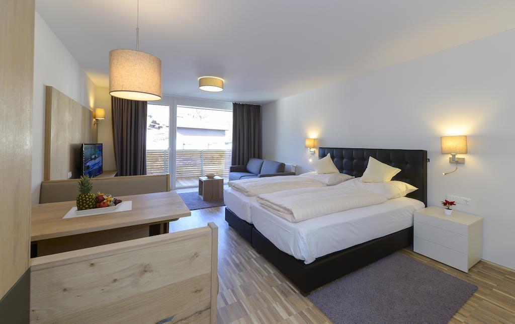 Appartementhotel Sonnenhof Kossen Ruang foto